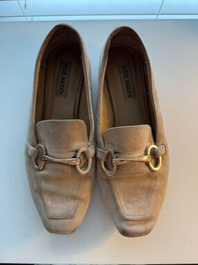 Steve Madden Beige Suede Loafers